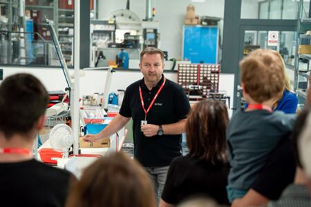 Od základky po vysokou: Na zkušenou do ENIKY