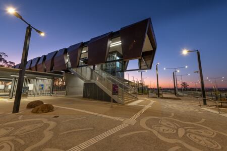 Veřejné osvětlení v průběhu staletí: Od pochodní po LED technologie