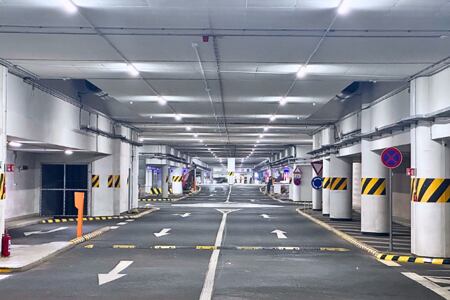 I garáže mohou zářit. Pomůže to bezpečnosti