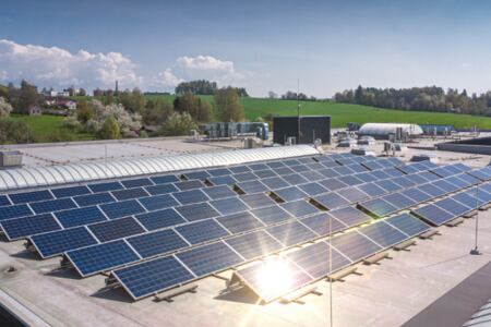 Komponenty pro fotovoltaiku, které zajistí její bezpečnost a spolehlivost