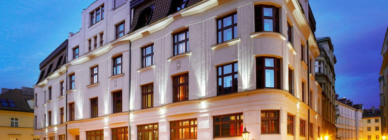 Bezdrátové řízení osvětlení: Jak na rekonstrukce historických budov chytře