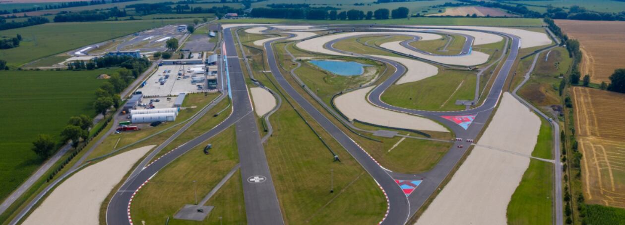 100 elektroměrů pro závodní okruh Slovakia Ring aneb monitoring z nuly na sto